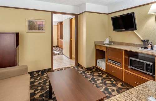 Pullman Hotel | Quality Inn Paradise Creek