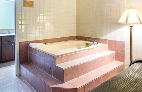 Petersburg Hotel | Quality Inn Petersburg Near Fort Gregg-Adams