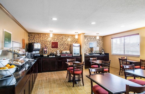 Plant City Hotel | Quality Inn Plant City - Lakeland