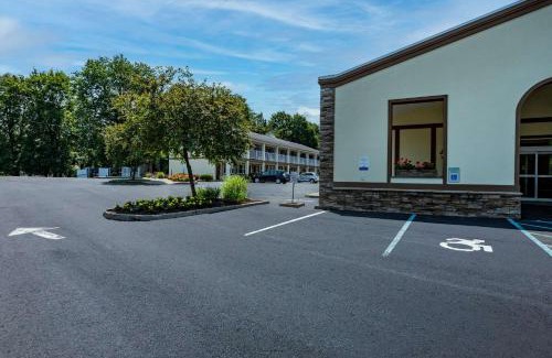 Arlington Hotel | Quality Inn Poughkeepsie