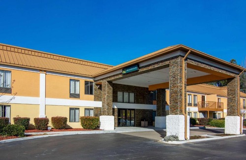 Richburg Hotel | Quality Inn Richburg