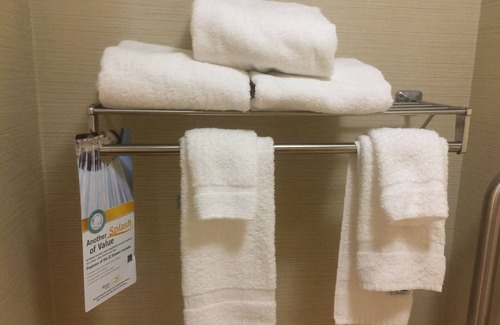 Sandston Hotel | Quality Inn Richmond Airport