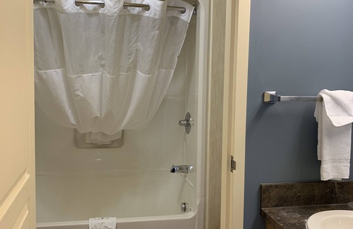 Riviere-du-Loup Regional County Municipality Hotel | Quality Inn Riviere-du-loup