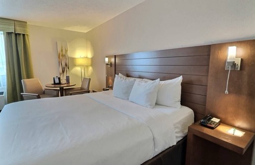 Rouyn-Noranda Hotel | Quality Inn Rouyn - Noranda