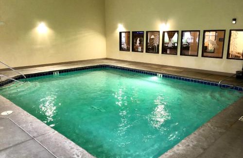 Selah Hotel | Quality Inn Selah North Park