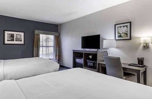 Arcadia Hotel | Quality Inn Spartanburg Northwest