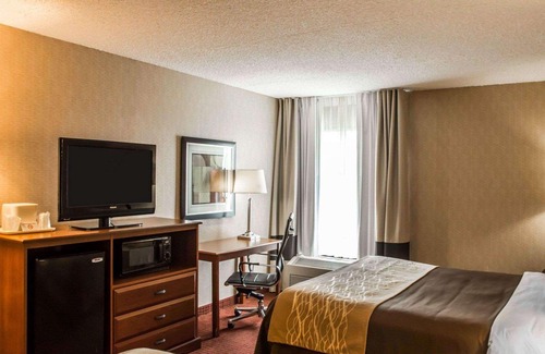 Springboro Hotel | Quality Inn Springboro