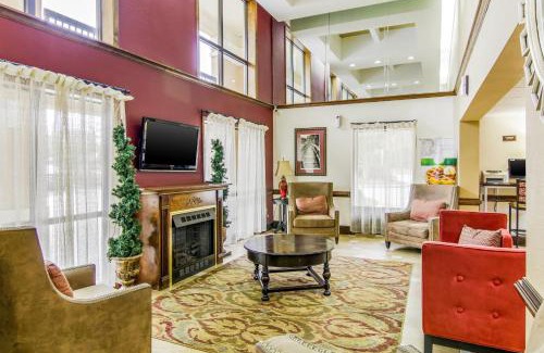 Stone Mountain Hotel | Quality Inn & Suites Atlanta Stone Mountain