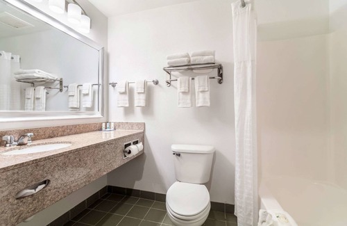 National Hills Hotel | Quality Inn & Suites Augusta I-20