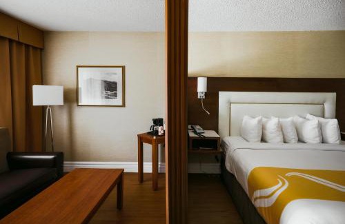 District des Promenades Hotel | Quality Inn & Suites