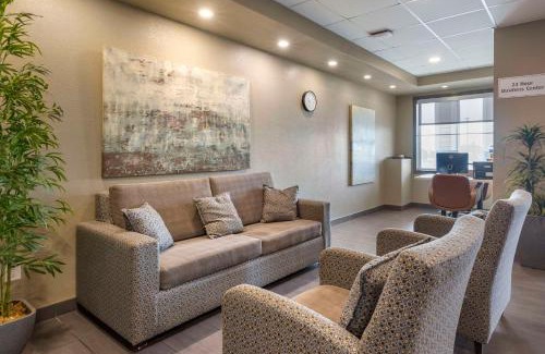Moose Jaw Hotel | Quality Inn & Suites