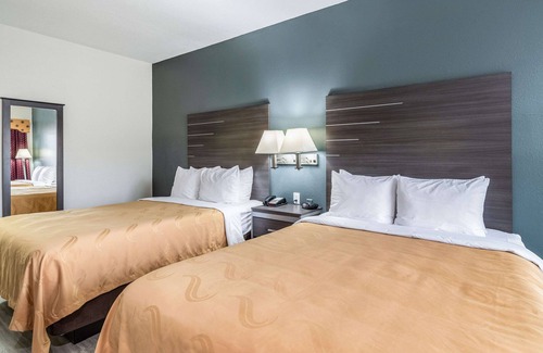 Canton Hotel | Quality Inn & Suites Canton