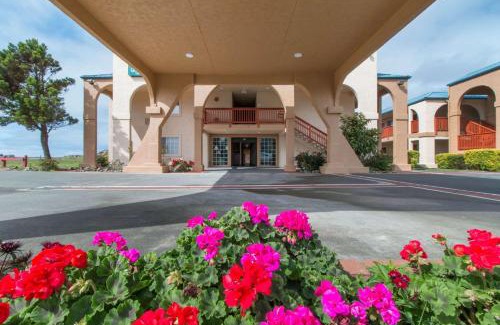Crescent City Hotel | Quality Inn & Suites Crescent City Redwood Coast