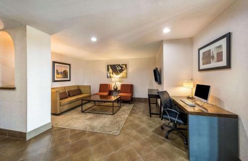Garland Hotel | Quality Inn & Suites Garland - East Dallas