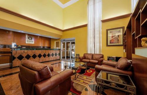 FM 1960 Hotel | Quality Inn & Suites Houston Northwest - Cypress