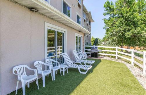 Loveland Hotel | Quality Inn & Suites Loveland