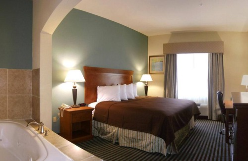Marlin Hotel | Quality Inn & Suites - Marlin