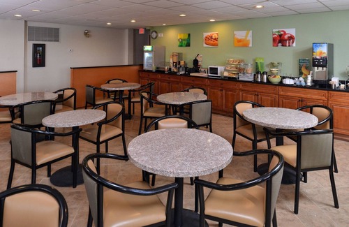 Matteson Hotel | Quality Inn & Suites Matteson near I-57