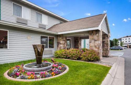 Grant Creek Hotel | Quality Inn & Suites Missoula Westside
