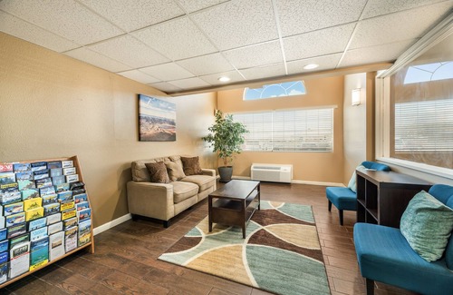 Fallon Hotel | Quality Inn & Suites near NAS Fallon