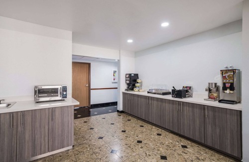 Mesquite Hotel | Quality Inn & Suites North Mesquite I-30