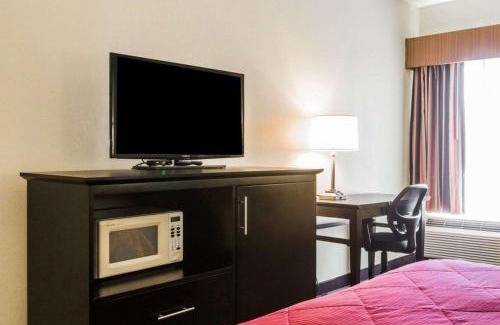 Gunter Afs Hotel | Quality Inn & Suites North Montgomery