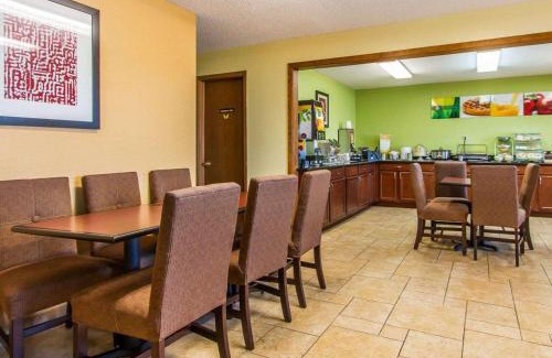 Ottumwa Hotel | Quality Inn & Suites Ottumwa North