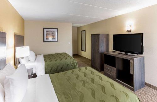 Plattsburgh Hotel | Quality Inn & Suites Plattsburgh