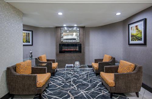 Regina Hotel | Quality Inn & Suites Regina Downtown