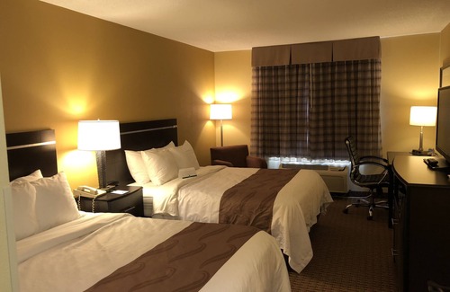 Sun Prairie Hotel | Quality Inn & Suites Sun Prairie Madison East