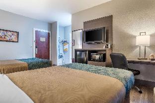 Demopolis Hotel | Quality Inn & Suites