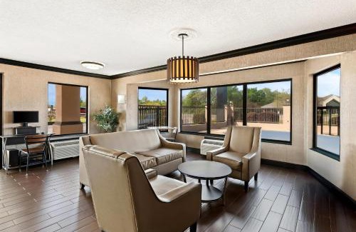 Dumas Hotel | Quality Inn & Suites