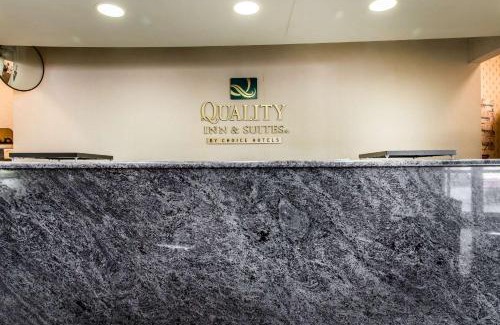 Fairview Hotel | Quality Inn & Suites