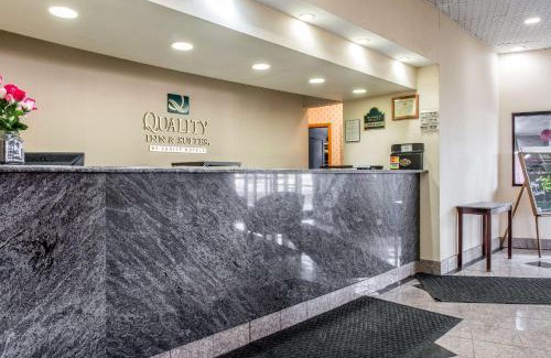 Fairview Hotel | Quality Inn & Suites