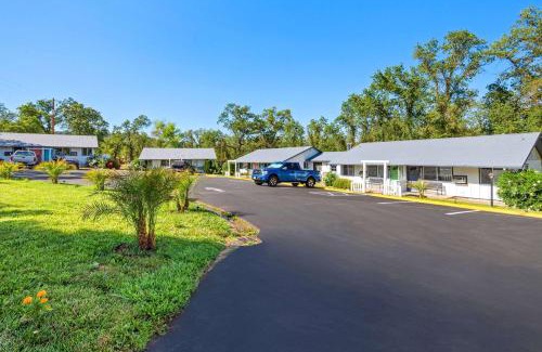 Jackson Hotel | Quality Inn & Suites