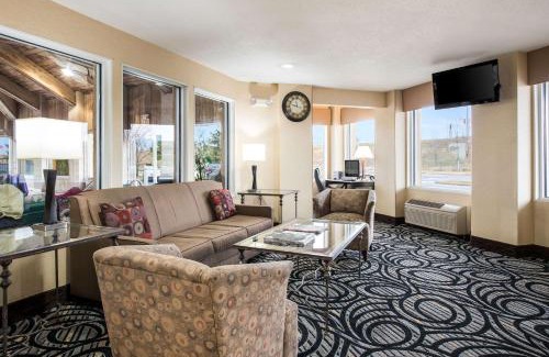 Menomonie Hotel | Quality Inn & Suites