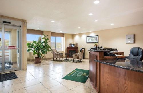 Menomonie Hotel | Quality Inn & Suites