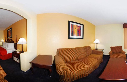 Richburg Hotel | Quality Inn & Suites