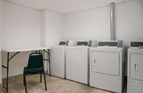 Saginaw Hotel | Quality Inn & Suites