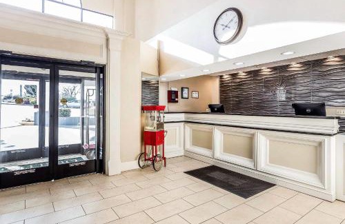 South Salisbury Hotel | Quality Inn & Suites