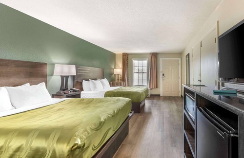 Santee Hotel | Quality Inn & Suites