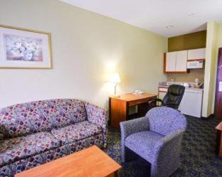 Bellmead Hotel | Quality Inn & Suites
