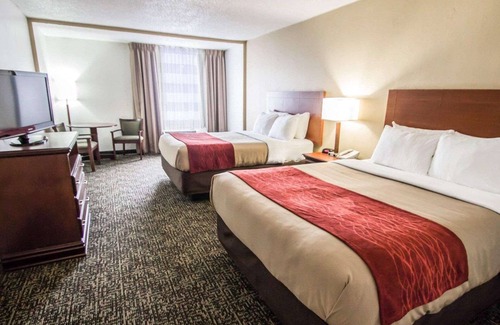 Fairview Shores Hotel | Quality Inn & Suites Winter Park Village Area