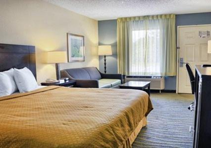 Thornburg Hotel | Quality Inn Thornburg