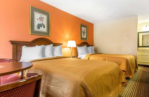 Winston - Salem Hotel | Quality Inn University