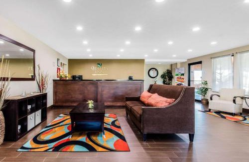 Batesville Hotel | Quality Inn