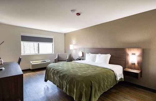 Carrollton Hotel | Quality Inn