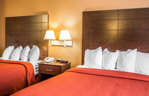 Elyria Hotel | Quality Inn
