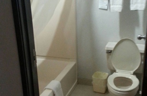 Elyria Hotel | Quality Inn