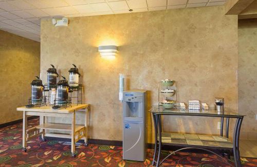 Fairmont Hotel | Quality Inn